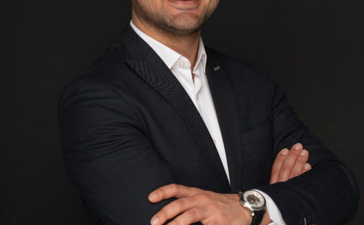  Orhan Çetin